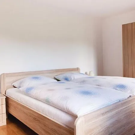 Luxurious Holiday In With Furnished Garden Дом отдыха